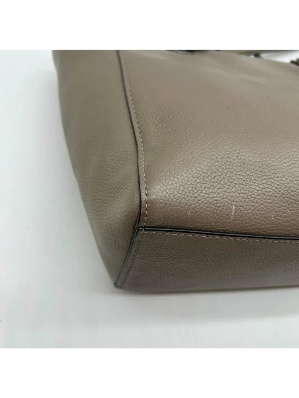 Coach Soft Grey Turn-lock Chain Tote Bag 57107